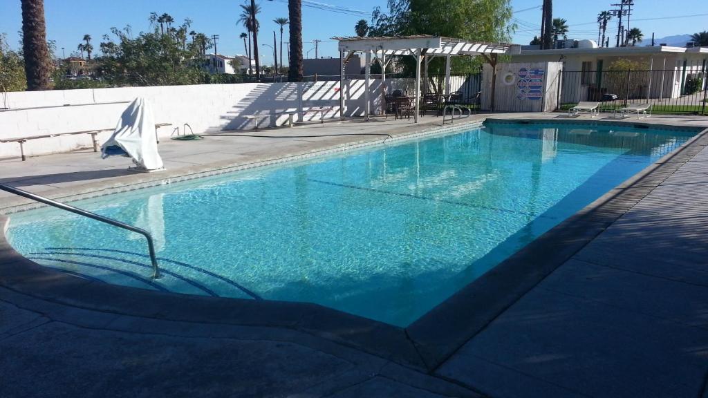 Western Sands Motel Индиоу Екстериор снимка